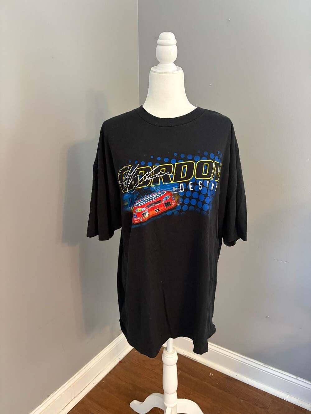 Vintage 2002 Jeff Gordon DuPont NASCAR Destiny Graphic T-Shirt
